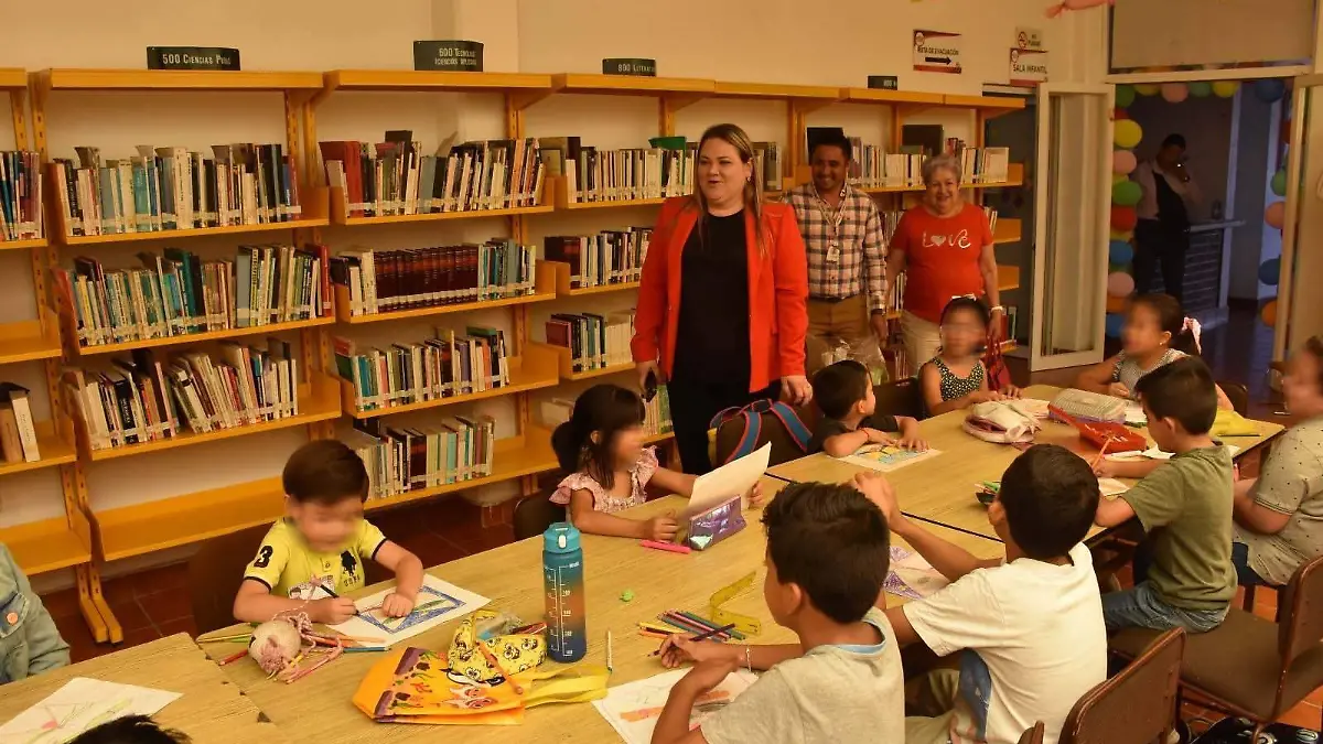 NINOS BIBLIOTECA (1)
